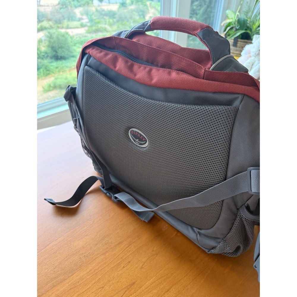 Osprey Elroy Courier Bag.  Burnt orange grey - Picture 2 of 5